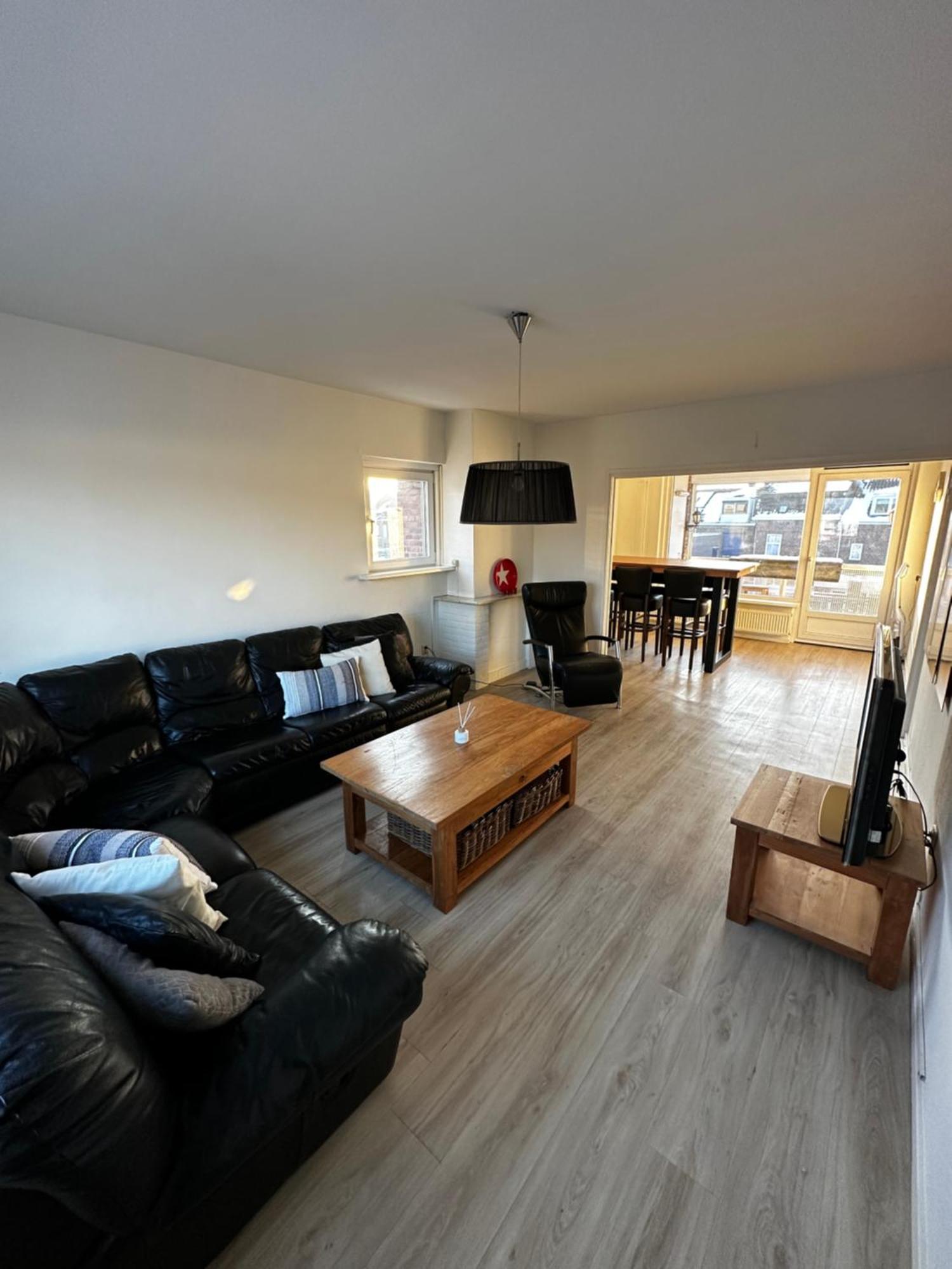 Lovely 2-Bedroom Apartment With Balcony Maastricht Exterior foto